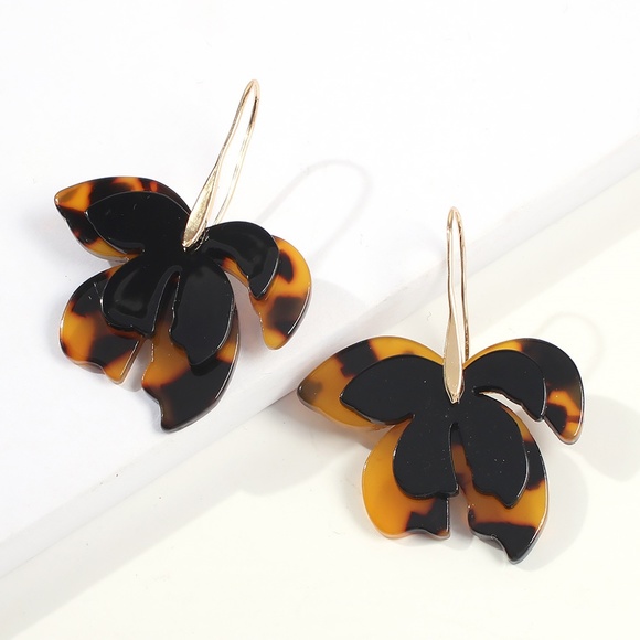 The Secret Pine Jewelry - **GRACE* Leopard Pattern Butterfly Fashion Earrings
